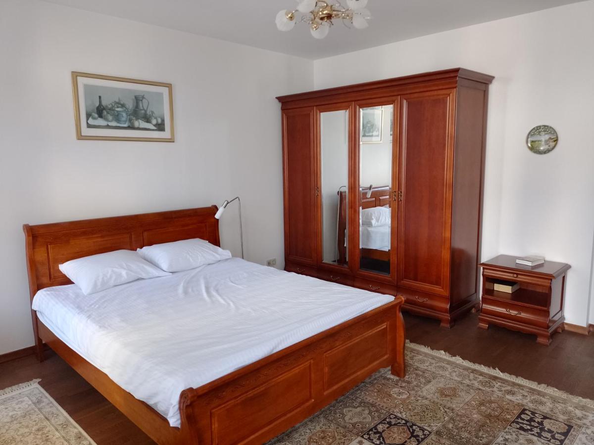Premium Class Apartment, Free Parking, Maximum 5 Guests, 2 Bedrooms, 3 Beds Riga Exterior photo